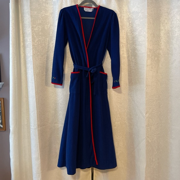 Blue Robe with Red Trim - Picture 3 of 5